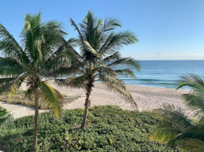 Oceanfront condo in Fort Lauderdale